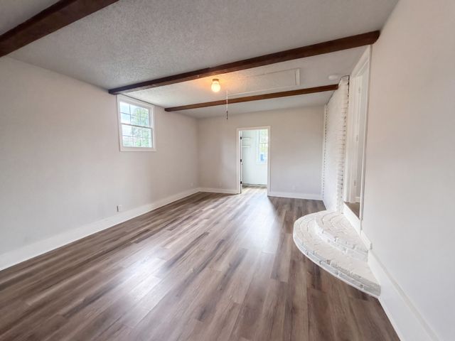 235 Sumner Ave, Gallatin, TN 37066