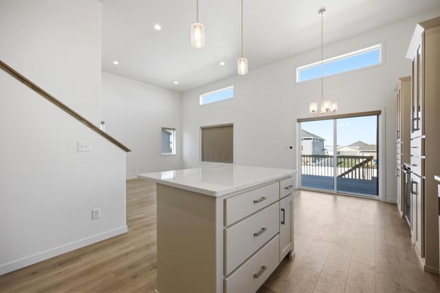 3851 19th Street S, Moorhead, MN 56560