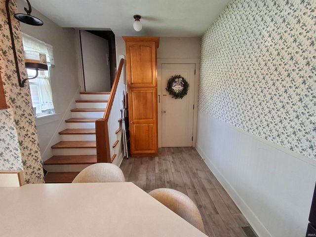 107 N Jackson Avenue, Fowler, IN 47944