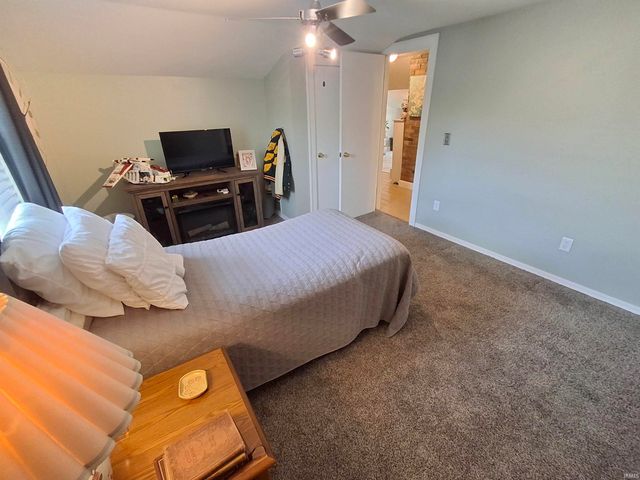 107 N Jackson Avenue, Fowler, IN 47944