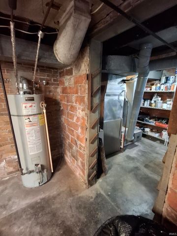 107 N Jackson Avenue, Fowler, IN 47944