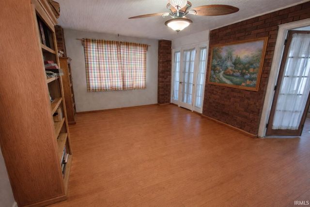 107 N Jackson Avenue, Fowler, IN 47944