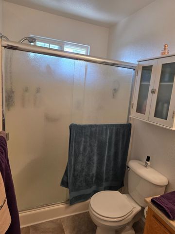 2659 Danaher Dr, Valley Springs, CA 95252