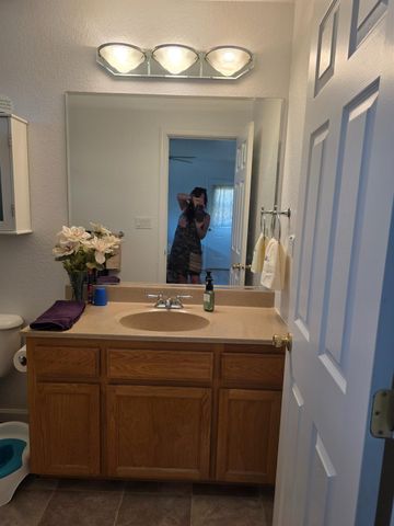 2659 Danaher Dr, Valley Springs, CA 95252