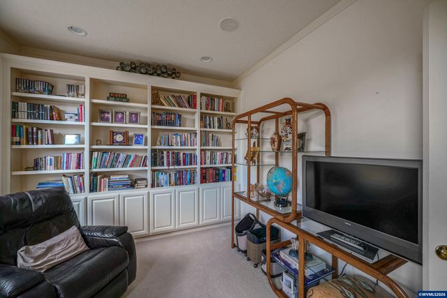 1950 Spicetree Ln SE, Salem, OR 97306