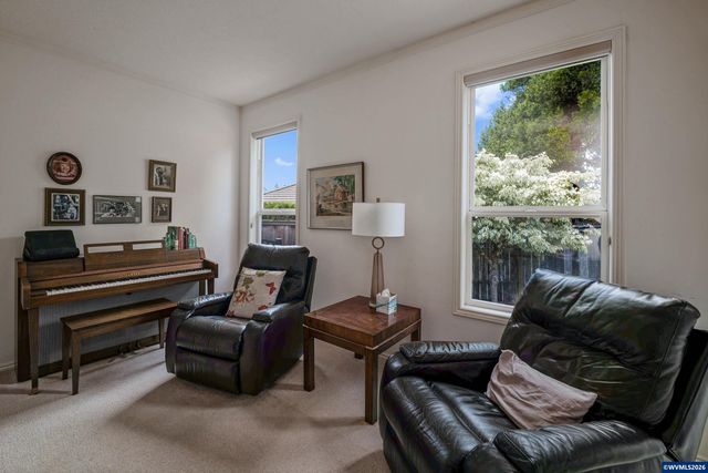 1950 Spicetree Ln SE, Salem, OR 97306