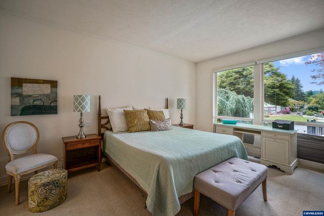 1950 Spicetree Ln SE, Salem, OR 97306