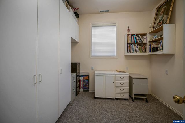1950 Spicetree Ln SE, Salem, OR 97306
