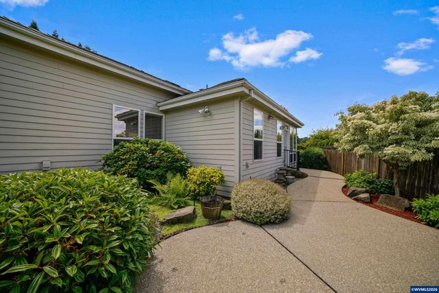 1950 Spicetree Ln SE, Salem, OR 97306