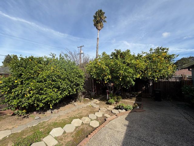 1481-1483 Sheffield Avenue, Campbell, CA 95008