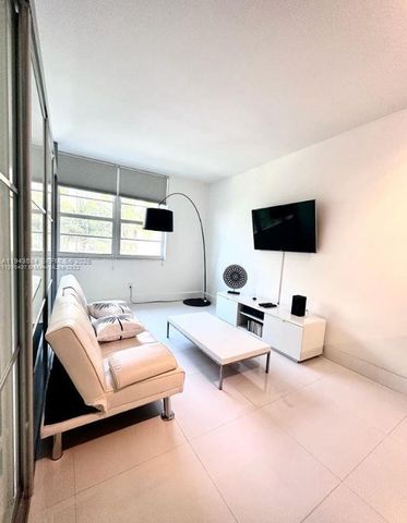 100 Lincoln Rd 526, Miami Beach, FL 33139