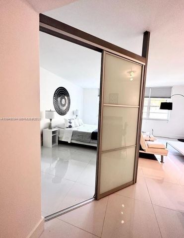 100 Lincoln Rd 526, Miami Beach, FL 33139