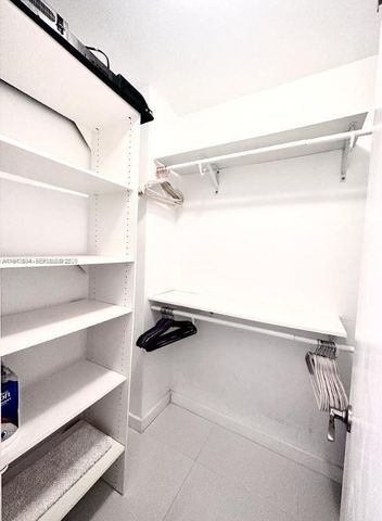 100 Lincoln Rd 526, Miami Beach, FL 33139