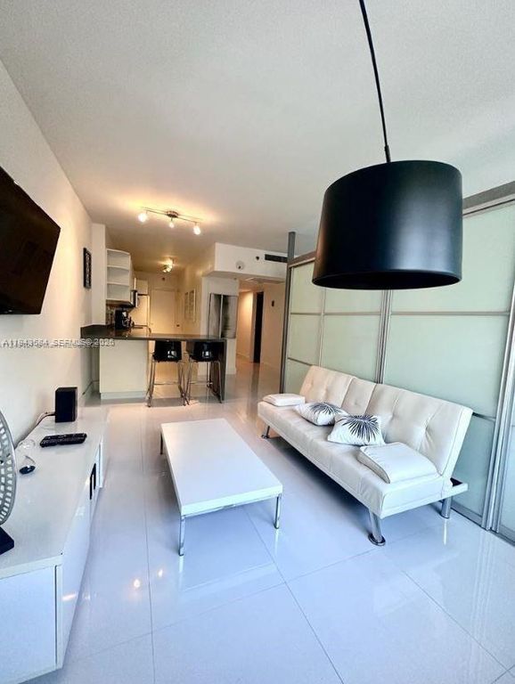 100 Lincoln Rd 526, Miami Beach, FL 33139