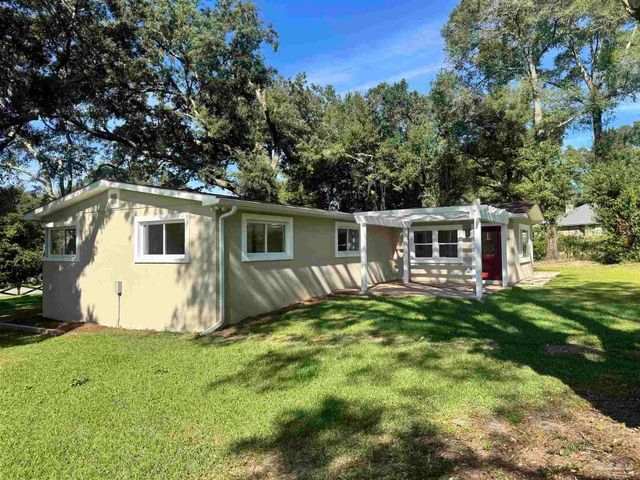 3710 N Blue Angel Pkwy, Pensacola, FL 32507