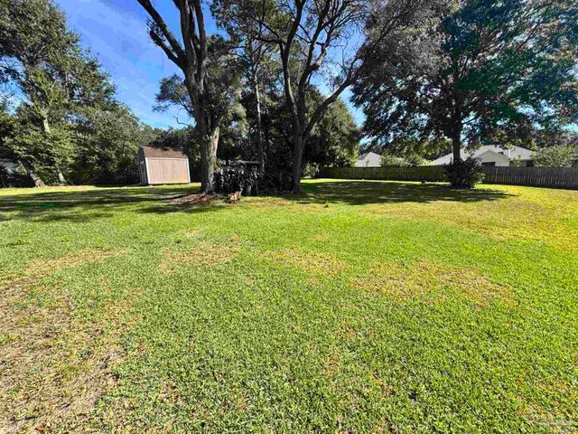 3710 N Blue Angel Pkwy, Pensacola, FL 32507