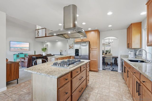 9216 Oak Grove Dr, Descanso, CA 91916