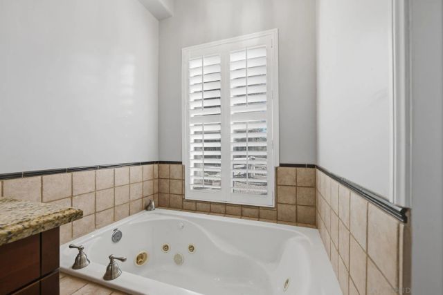 9216 Oak Grove Dr, Descanso, CA 91916