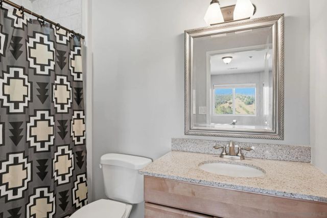 9216 Oak Grove Dr, Descanso, CA 91916