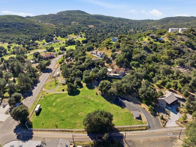 9216 Oak Grove Dr, Descanso, CA 91916