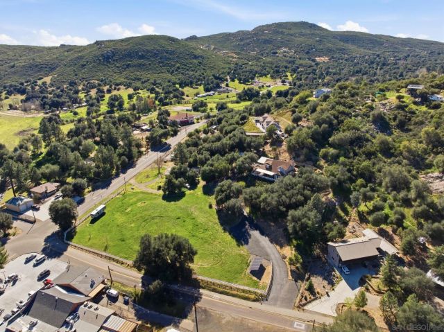 9216 Oak Grove Dr, Descanso, CA 91916