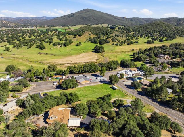 9216 Oak Grove Dr, Descanso, CA 91916