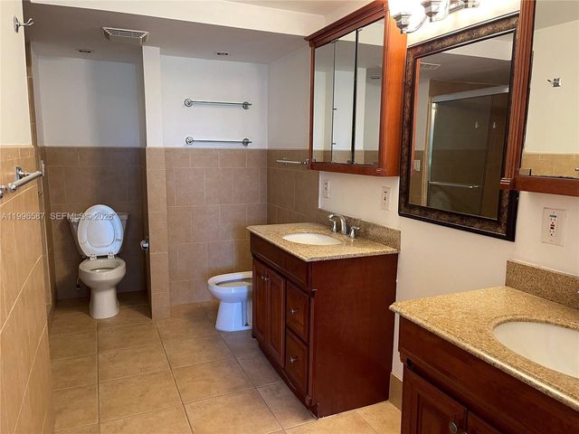 4009 N Cypress Dr 105, Pompano Beach, FL 33069