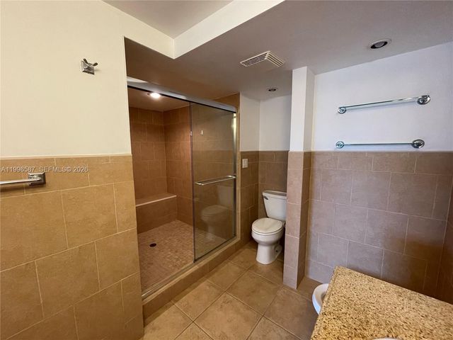 4009 N Cypress Dr 105, Pompano Beach, FL 33069