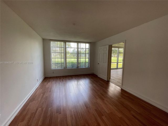 4009 N Cypress Dr 105, Pompano Beach, FL 33069