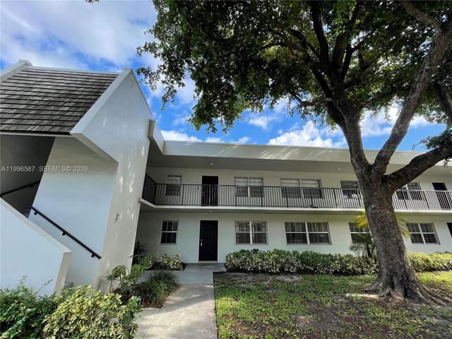 4009 N Cypress Dr 105, Pompano Beach, FL 33069