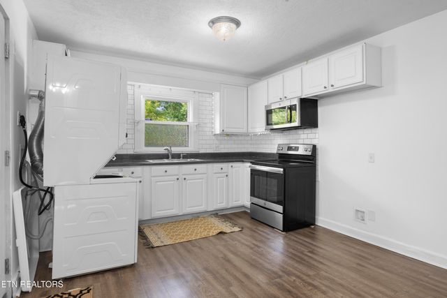 1132 Biddle St, Knoxville, TN 37914