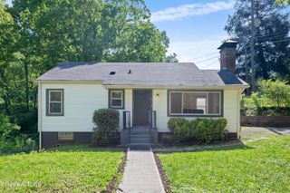 1132 Biddle St, Knoxville, TN 37914