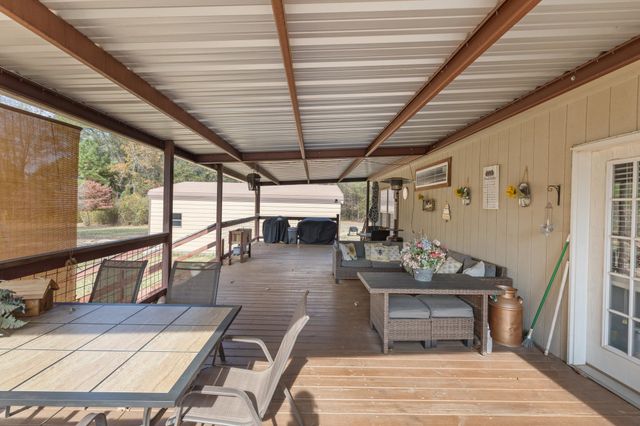 170 Blue Fox, Marshall, TX 75670