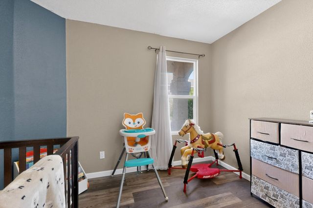 27 Violeta Place, Los Lunas, NM 87031