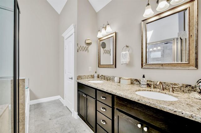 1206 W 14th Street, Houston, TX 77008