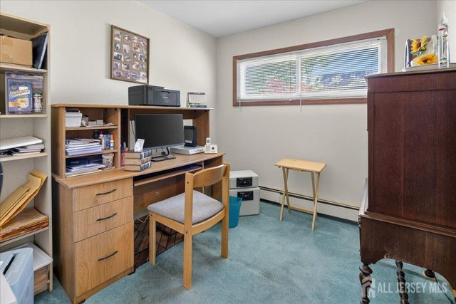 13 Comstock Road, Edison, NJ 08817