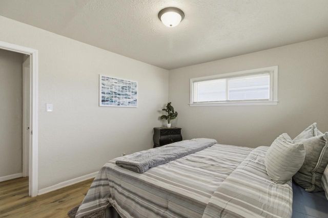 10325 W Silver Spring DRIVE, Milwaukee, WI 53225