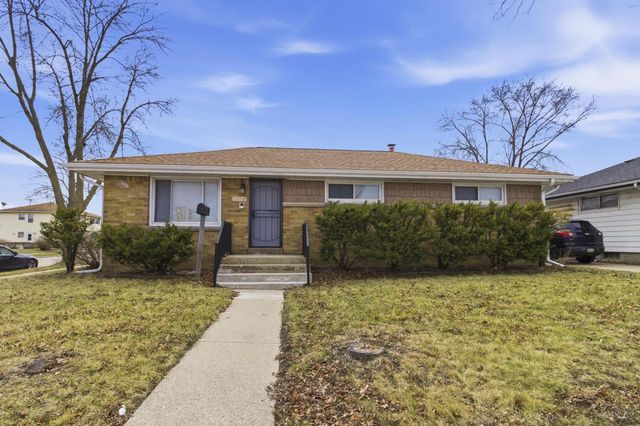 10325 W Silver Spring DRIVE, Milwaukee, WI 53225