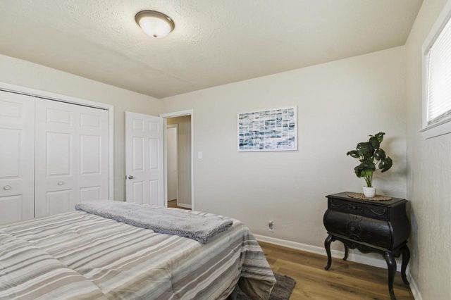 10325 W Silver Spring DRIVE, Milwaukee, WI 53225