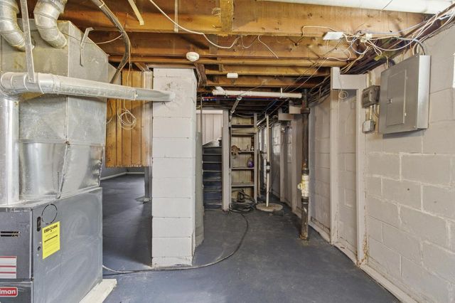 10325 W Silver Spring DRIVE, Milwaukee, WI 53225