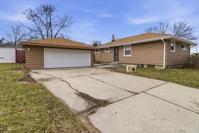 10325 W Silver Spring DRIVE, Milwaukee, WI 53225