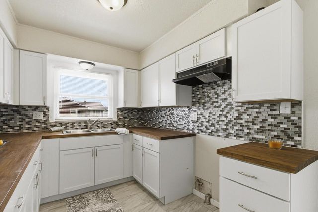 10325 W Silver Spring DRIVE, Milwaukee, WI 53225