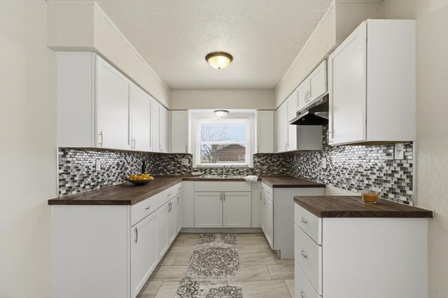 10325 W Silver Spring DRIVE, Milwaukee, WI 53225