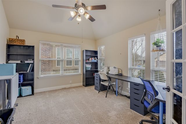 118 Gateway Drive, Alvarado, TX 76009