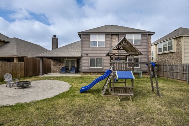 118 Gateway Drive, Alvarado, TX 76009