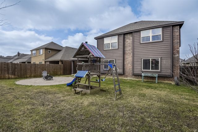 118 Gateway Drive, Alvarado, TX 76009