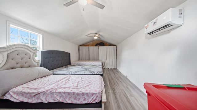 807 Burleson Street, Brenham, TX 77833