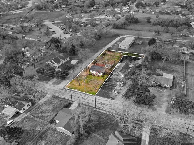 807 Burleson Street, Brenham, TX 77833