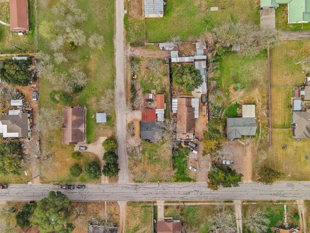 807 Burleson Street, Brenham, TX 77833