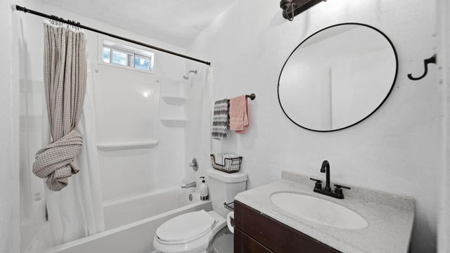 807 Burleson Street, Brenham, TX 77833